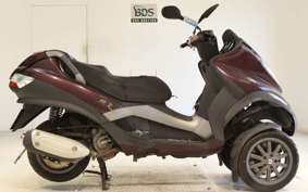 PIAGGIO MP3 250