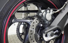 TRIUMPH STREET TRIPLE RS 2021
