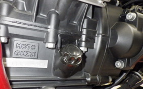 MOTO GUZZI V7 RACER 2 2015