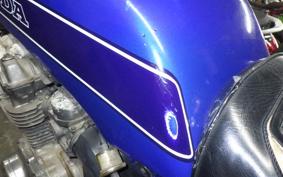 HONDA CB750F Z RC04