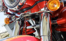 HARLEY FLHTCUSE 1800CVO 2013