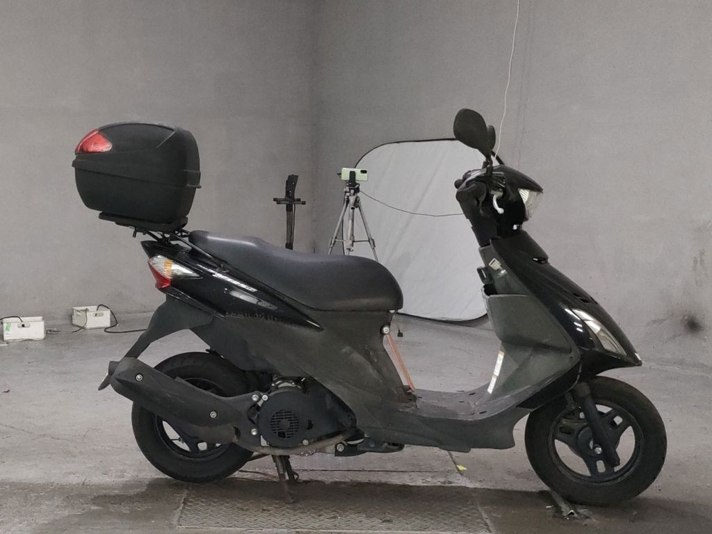 Фото Suzuki ADDRESS V125 с японского аукциона
