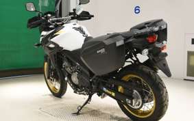 SUZUKI Vｽﾄﾛｰﾑ650XTA 2023 C733M