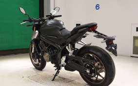 HONDA CB650R 2021 RH03