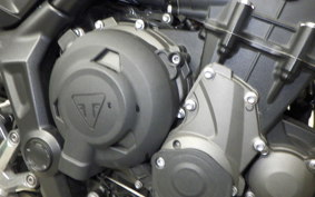 TRIUMPH TRIDENT 660 2023