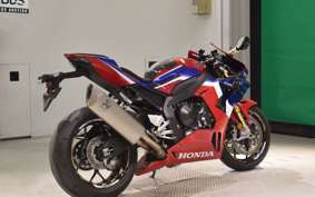 HONDA CBR1000RR RSP SC82