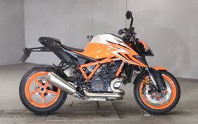 KTM 1290 SUPER  DUKE R V3940