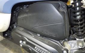YAMAHA VINO 50 Gen.4 2000 AY02