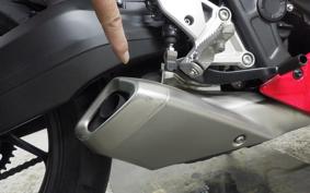 HONDA CBR650R E-Clutch 2025 RH17