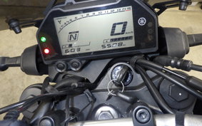 YAMAHA MT-25