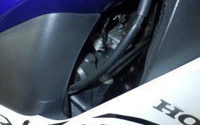 HONDA CBR600RR GEN 3 2011 PC40