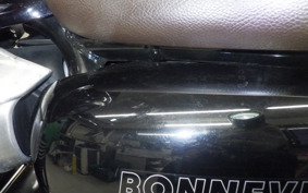 TRIUMPH BONNEVILLE T100 2018