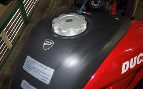 DUCATI HYPERMOTARD 796 2011