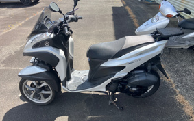 YAMAHA TRICITY 125 SE82J