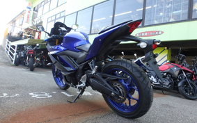 YAMAHA YZF-R25 RG10