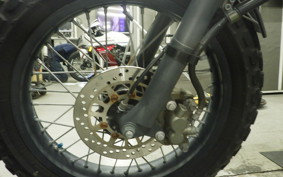YAMAHA TW225 DG09J