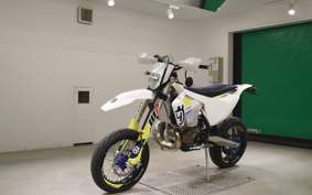 HUSQVARNA TE250I 2024