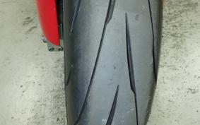 YAMAHA YZF-R7 2001
