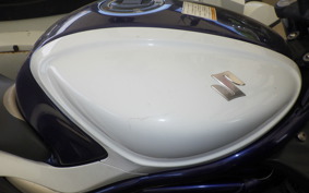 SUZUKI ｸﾞﾗﾃﾞｨｳｽ400 VK58A