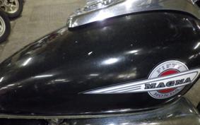 HONDA MAGNA 50 2010 AC13