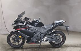YAMAHA YZF-R25 RG10J