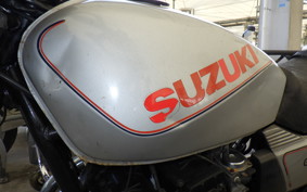 SUZUKI GSX400F