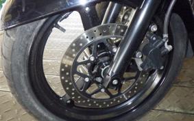 SUZUKI GSR250