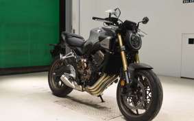 HONDA CB650R E-Clutch 2024 RH17