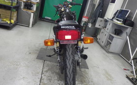 HONDA CB750F B 1982 RC04