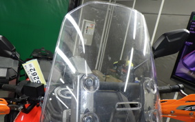SUZUKI Vｽﾄﾛｰﾑ1050XT 2021