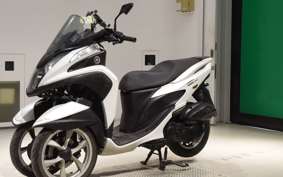 YAMAHA TRICITY 125 2018 SE82J