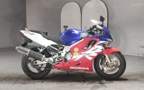 HONDA CBR600F 2000 PC35