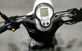 YAMAHA E-VINO SY11J