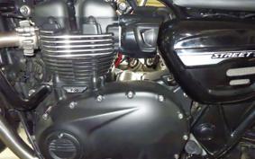TRIUMPH STREET TWIN 2022