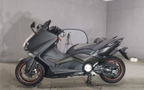 YAMAHA T-MAX 530 SJ09