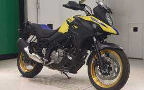 SUZUKI DL650 ( V-Strom 650 ) XTA 2026 C733M