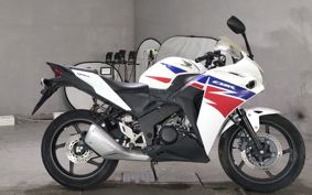 HONDA CBR125R JC50