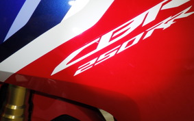 HONDA CBR250RR A 1999 MC51
