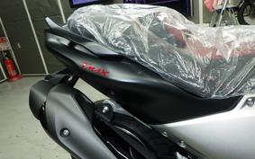 YAMAHA T-MAX 560 2026 SJ21J