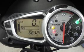 TRIUMPH TRIUMPH STREET TRIPLE 2011