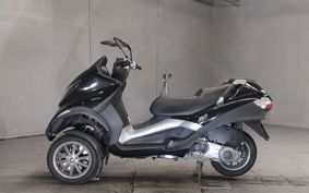 OTHER PIAGGIOMP3 250RL ZAPM4720