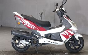 PGO G-MAX200 ..