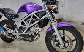HONDA VTR 250 MC33