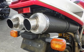 DUCATI 916 STRADA