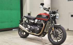 TRIUMPH SPEED TWIN