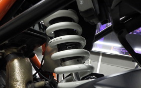 KTM 1290 SUPER DUKE GT 2019