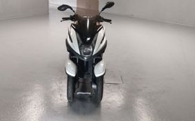 YAMAHA TRICITY 125 SE82J