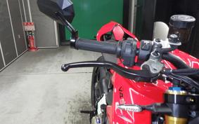 DUCATI STREETFIGHTER V4 S 2024