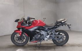 SUZUKI GSX250 R DN11A