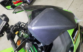 KAWASAKI ZX-25R 1982 ZX250E